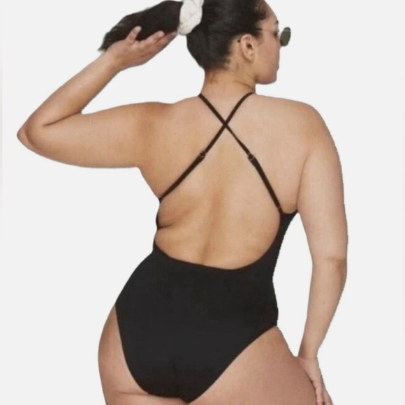 NWT Andie Swim The Asbury One Piece Women’s Size Medium Color: Black Classic - Picture 2 of 10